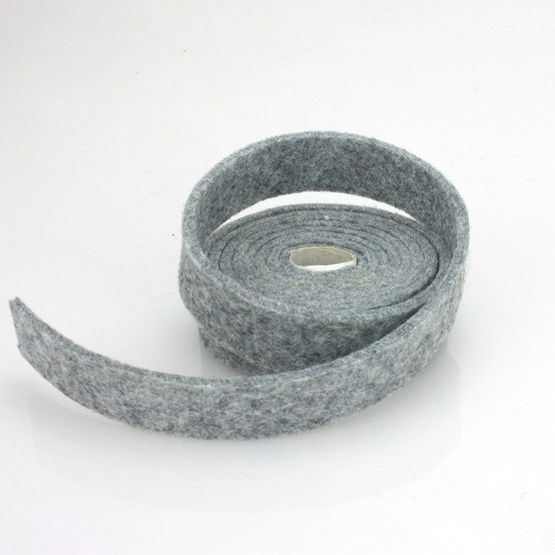 ZWART VILT LINT - AFM. 2 CM x 150 CM