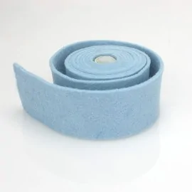 Nastro in feltro celeste - dim. 4 cm x 150 cm|IDEEINFELTRO.COM