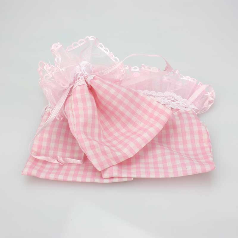 6 PUNGI DE NASTERE DIN ORGANZA ROZ CU CUREA 8x11 cm