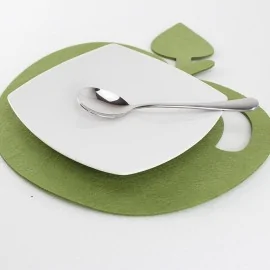 2 sets de table en feutrine modèle 19 - Personnalisable