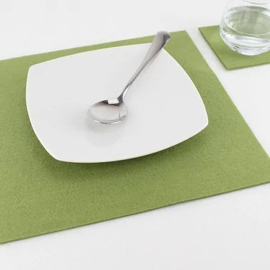 Set of 2 Placemats + 2 Coasters In felt Mod 7 - Customizable 2