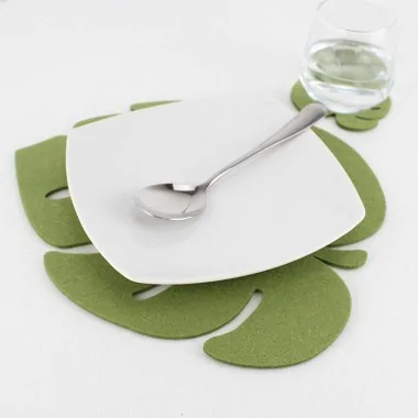 Set de 2 Manteles Individuales + 2 Posavasos En fieltro Mod 17 - Personalizable 2