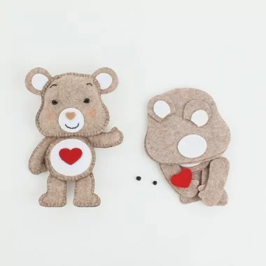 Teddybär mit Herz in Pannolenci zum Zusammenbauen