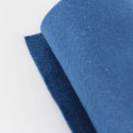 Rotolo pannolenci blu avion h180 cm x 10 m|IDEEINFELTRO.COM