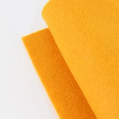 Venta on line rollo tela de fieltro amarillo dorado 180 cm x 10 m x 1,5mm