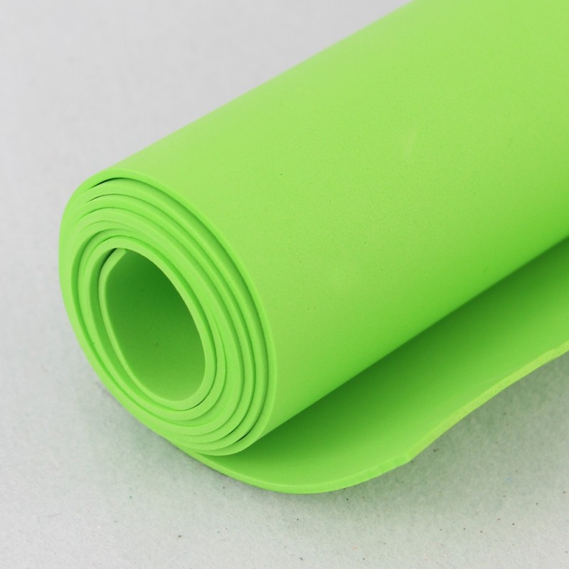 Kit d’économies en caoutchouc et paillettes EVA de couleur unie - 5 rouleaux 50x100 cm - vert