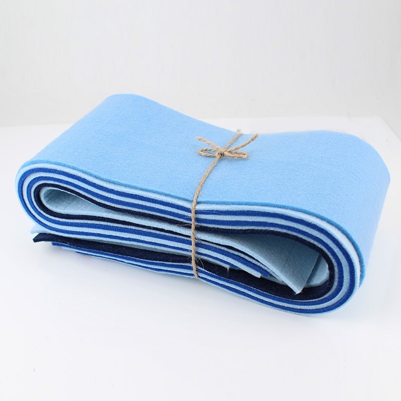 Kit de remanentes de fieltro mezcla azul/azul claro 350/400 gr