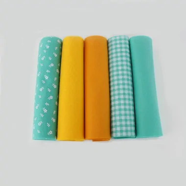 Dun Vilt 20X30 cm Mix - Krullende Bloemen Lichtblauw Spaarpakket 10 Vellen|IDEEINFELTRO.COM