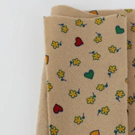 Filzstoff Bedruckte 50X90 cm Blumen und Herzen - Beige