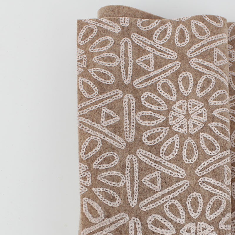Pannolenci stampato 50x90 cm azteca - tortora|IDEEINFELTRO.COM