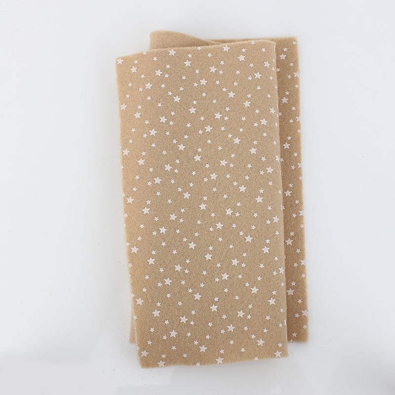 Tela De Fieltro Estrellas Estampadas 20X30 cm - Beige