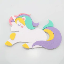 Unicorn în fetru și fetru moale de asamblat mod.1|IDEEINFELTRO.COM