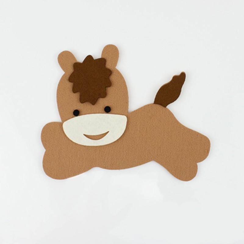 Cal în fetru și fetru moale pentru a asambla culori la alegere