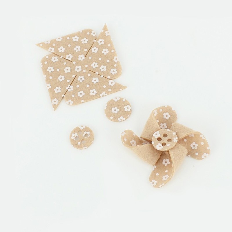 Kit de Ahorro 12 Molinetes En tela de fieltro Modelo 6 - Estampado de Flores