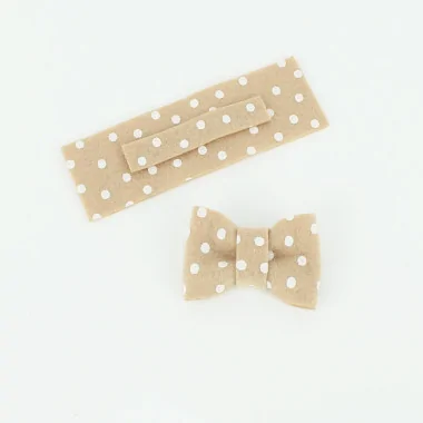 Spaarset 10 strikken in Dun Vilt Model 8 - Polka Dot Print om in elkaar te zetten