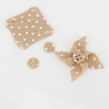 Kit de Ahorro 12 Molinetes En tela de fieltro Modelo 2 - Estampado de Lunares