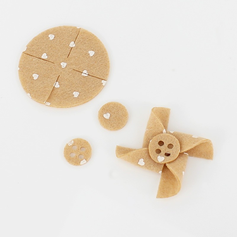 Spaarset 12 Pinwheels In Dun Vilt Model 5 - Hartjes Print
