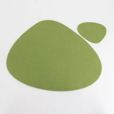 Set of 2 Placemats + 2 Coasters In felt Mod 8 - Customizable