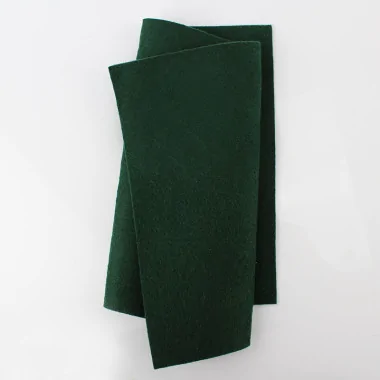 Letter "E" in colored felt - lowercase italics|IDEEINFELTRO.COM 2