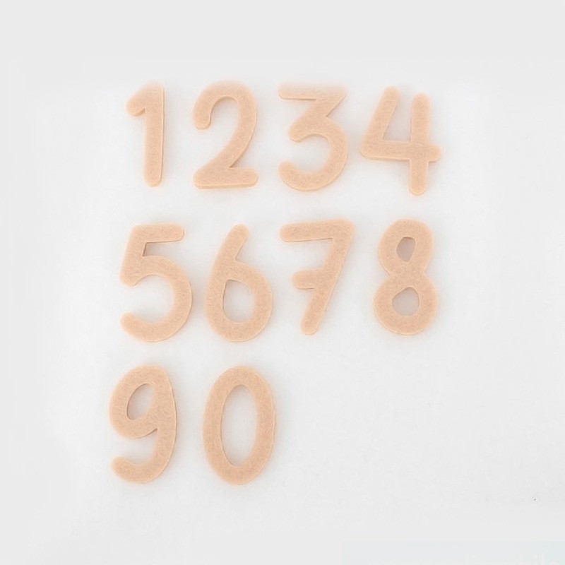 Set mit 250 Mini-Zahlen in bastelfilz - Schriftart 3