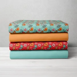 Tissu feutrine fantasy 45x70 cm « brins de noël » kit d’épargne 4 panneaux