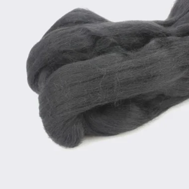 LANA CARDADA NEGRA 50 g