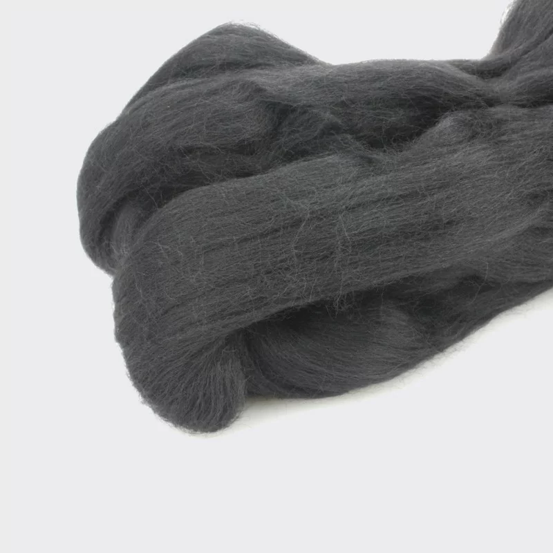CARDED WOOL BLACK 50 g