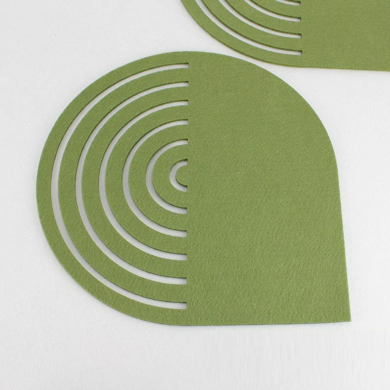 Sottopiatti e sottobicchieri in feltro